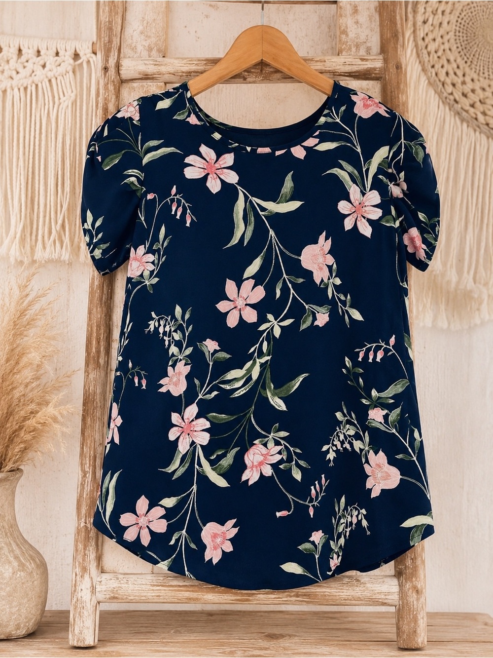 Counterparts Tropical Floral Print‎ Short Sleeve Multicolored Top Size Small